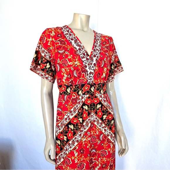 Exhilaration 60s Style Floral Dress - Picture 9 of 16